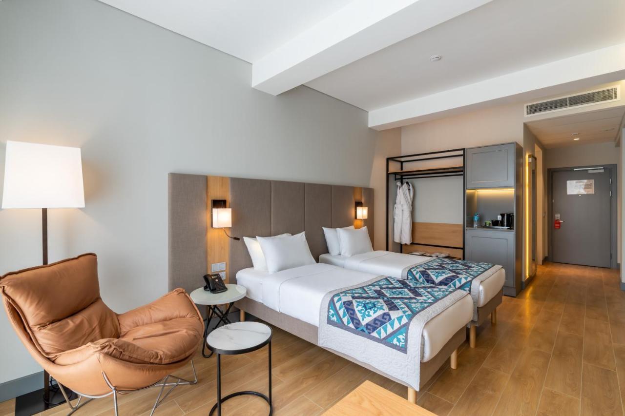 Sadu Hotel Almaty, A Member Of Radisson Individuals Exterior foto