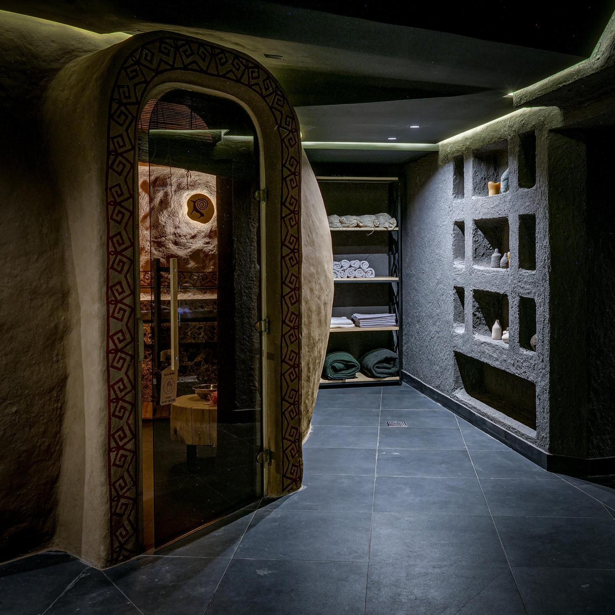 Sadu Hotel Almaty, A Member Of Radisson Individuals Exterior foto