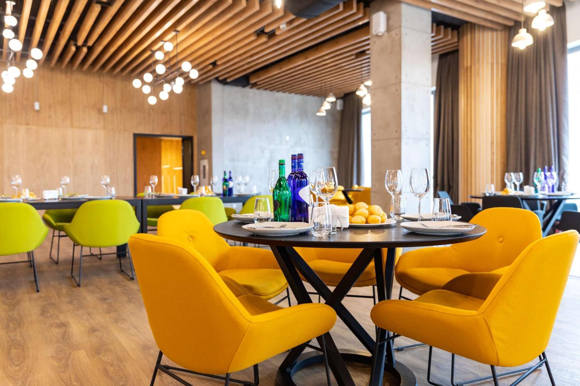 Sadu Hotel Almaty, A Member Of Radisson Individuals Exterior foto