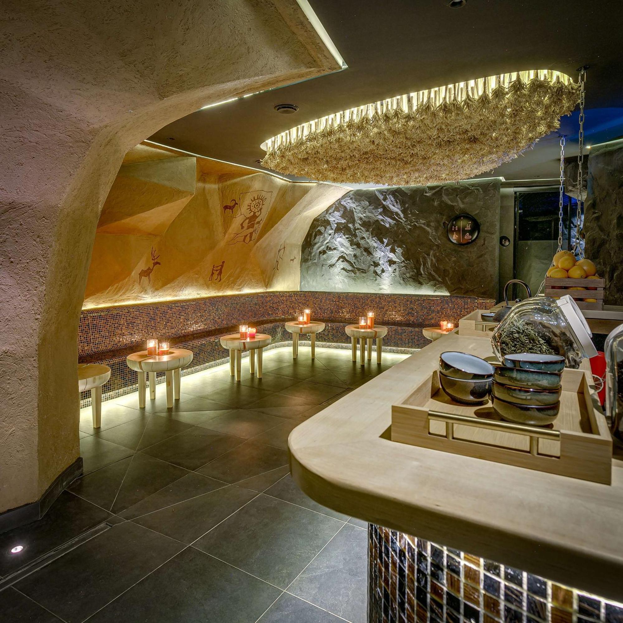 Sadu Hotel Almaty, A Member Of Radisson Individuals Exterior foto